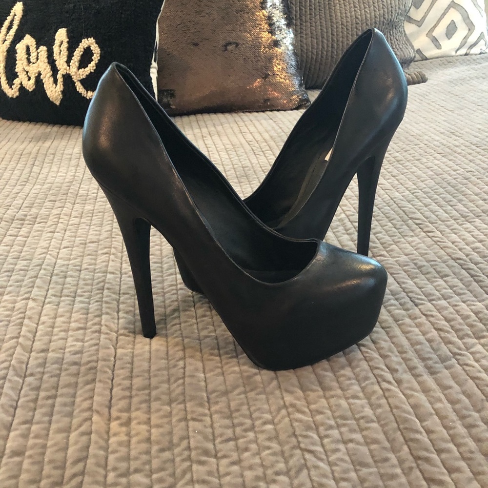 Steve Madden 6” heels
